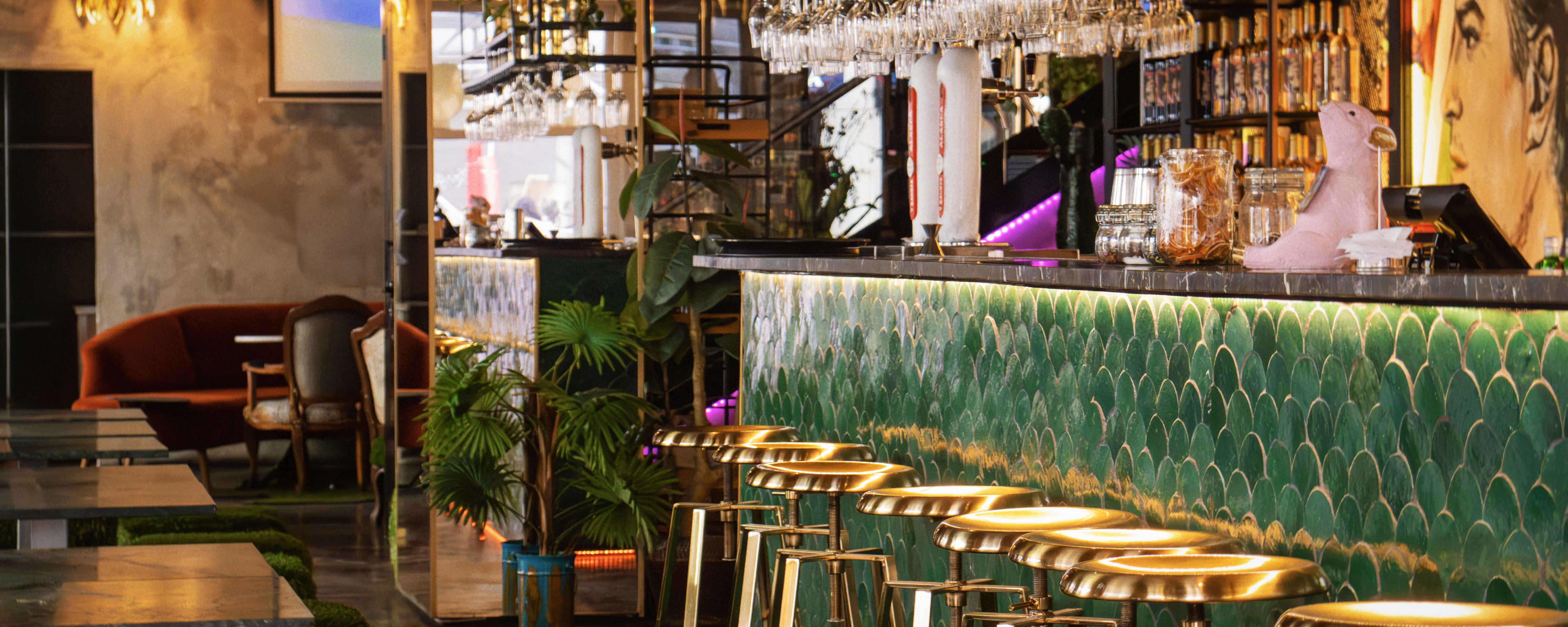 Art Stay - Restaurant & Bar Background image