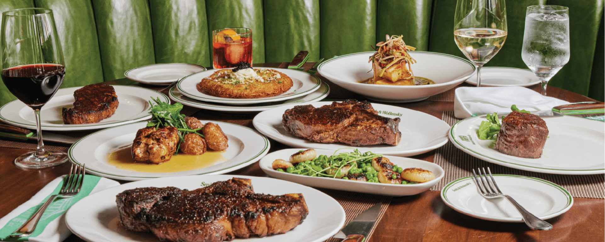 Smith & Wollensky KL - The Steakhouse Background image
