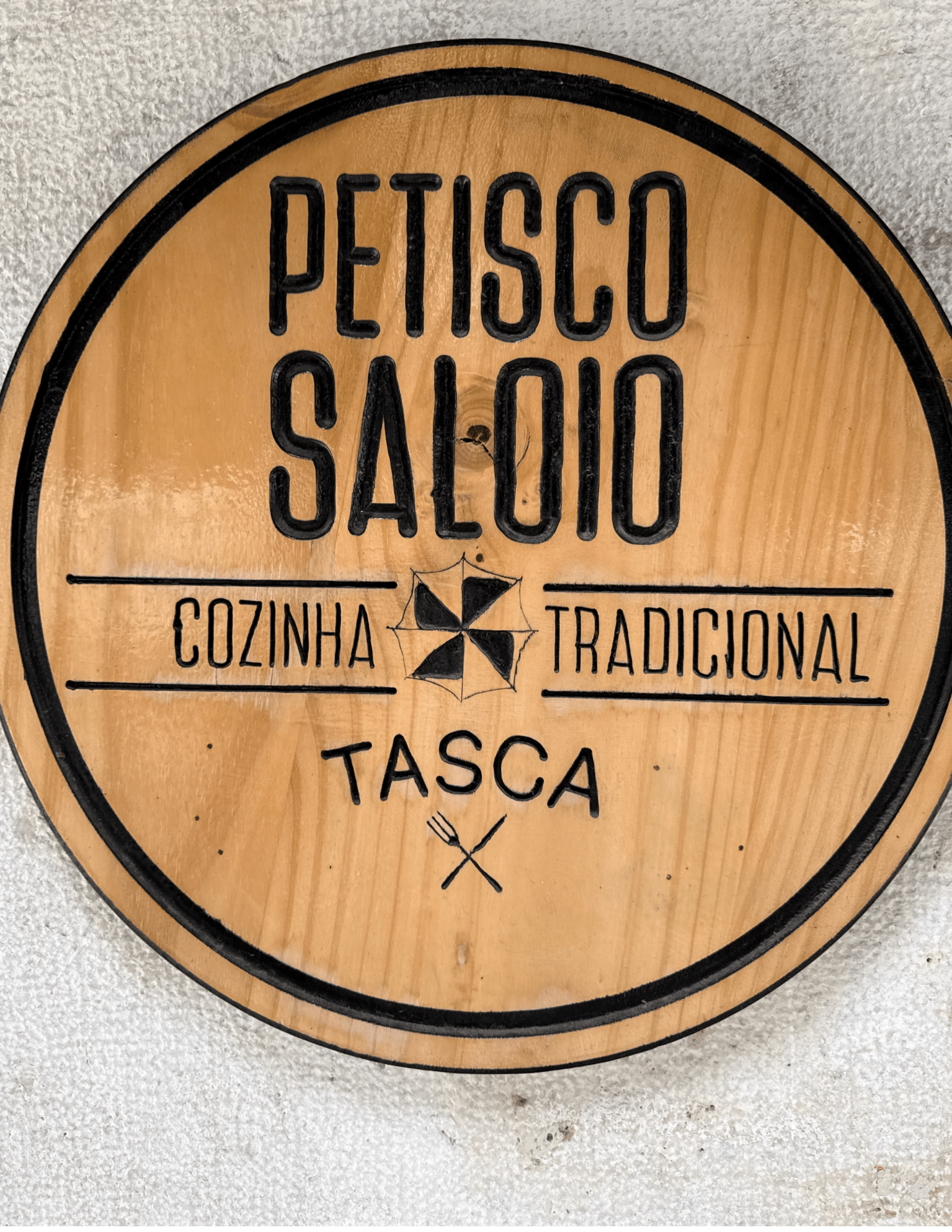 Petisco Saloio Background image